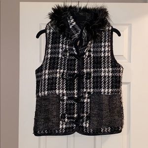 Great warm vest size large
